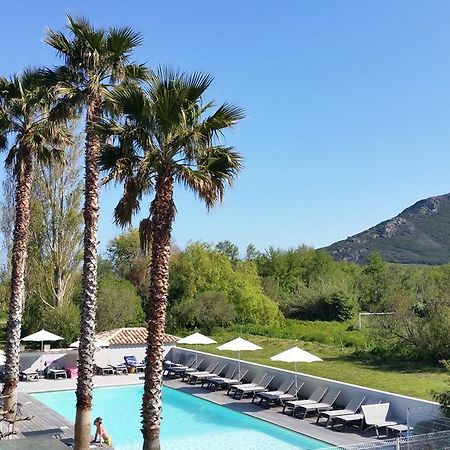 Hotel Restaurant Les Chasseurs Marine de Pietracorbara ภายนอก รูปภาพ
