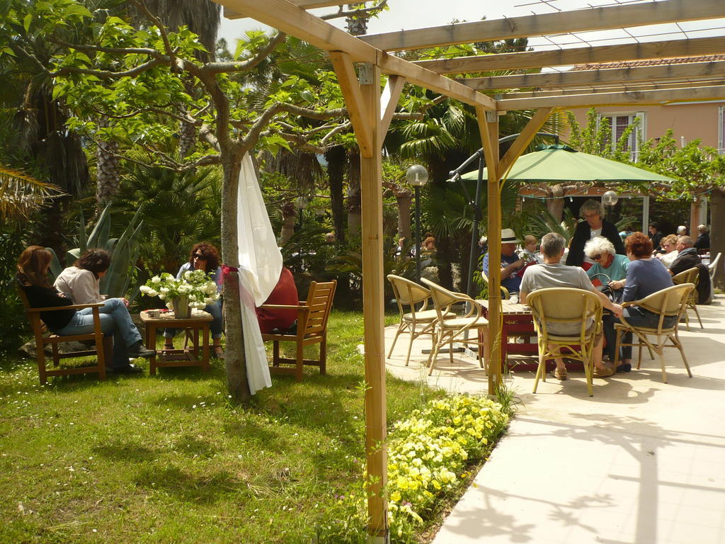 Hotel Restaurant Les Chasseurs Marine de Pietracorbara ภายนอก รูปภาพ