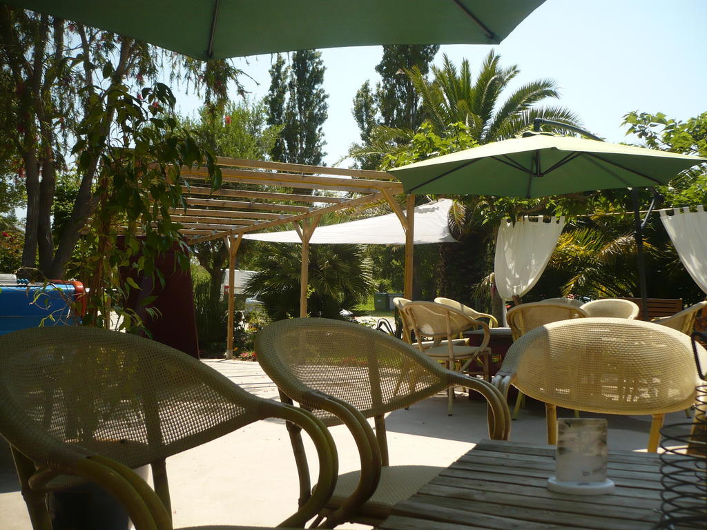Hotel Restaurant Les Chasseurs Marine de Pietracorbara ภายนอก รูปภาพ