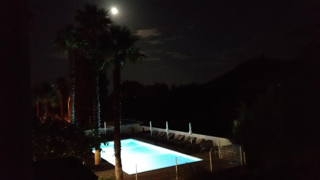 Hotel Restaurant Les Chasseurs Marine de Pietracorbara ภายนอก รูปภาพ